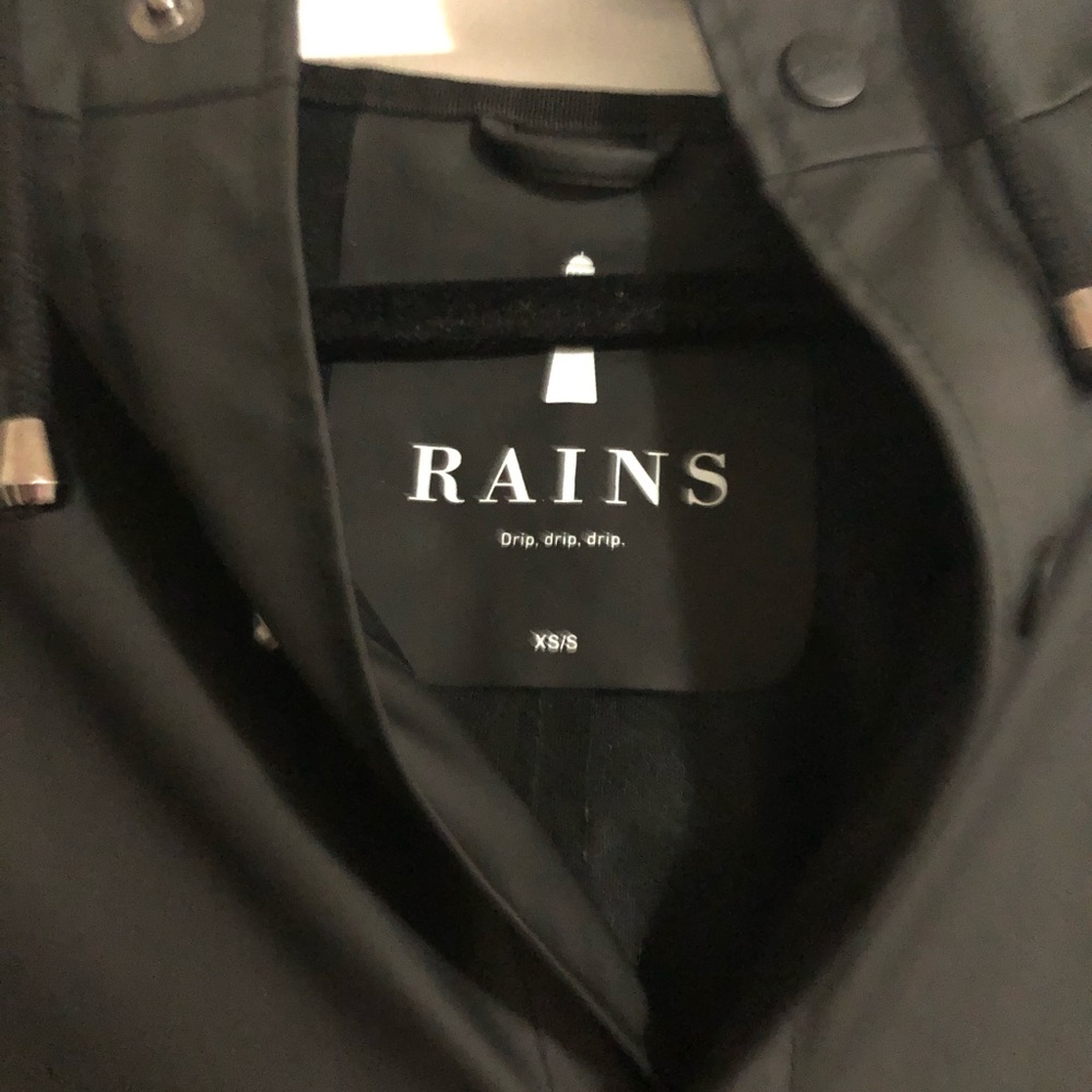 Rains Short Rain Jacket - Picture 4 of 5